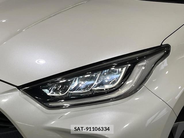 Toyota YARIS 2020-04 8874105-11