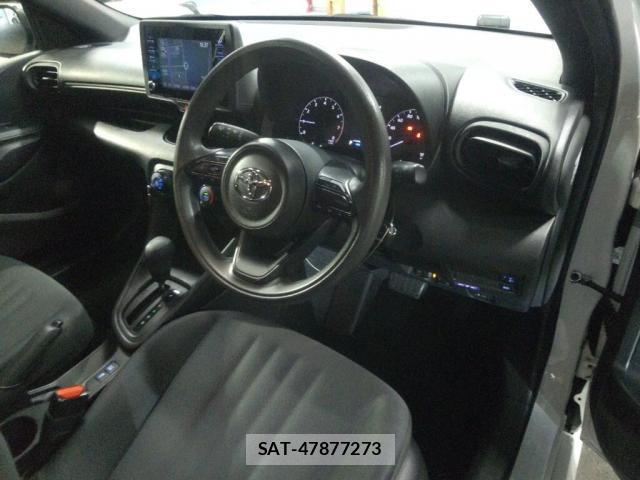 Toyota YARIS 2022-09 8874749-2
