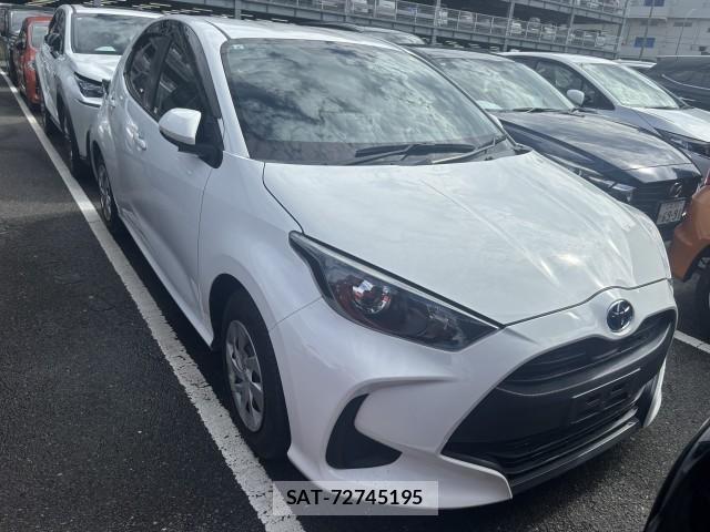 Toyota YARIS 2021-08 8875140-1
