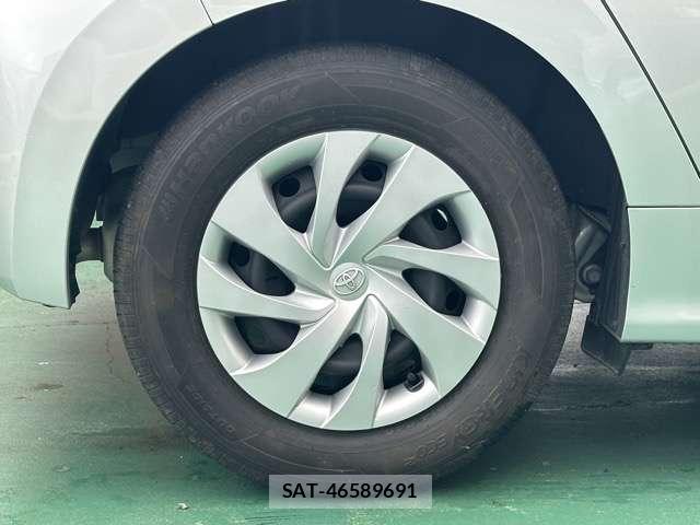 Toyota YARIS 2021-08 8875586-16