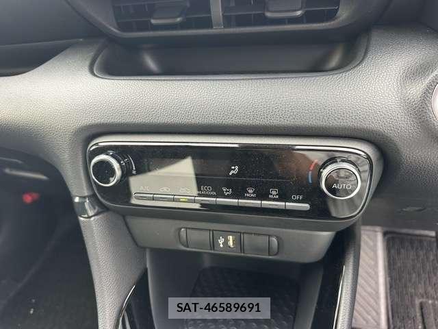 Toyota YARIS 2021-08 8875586-8