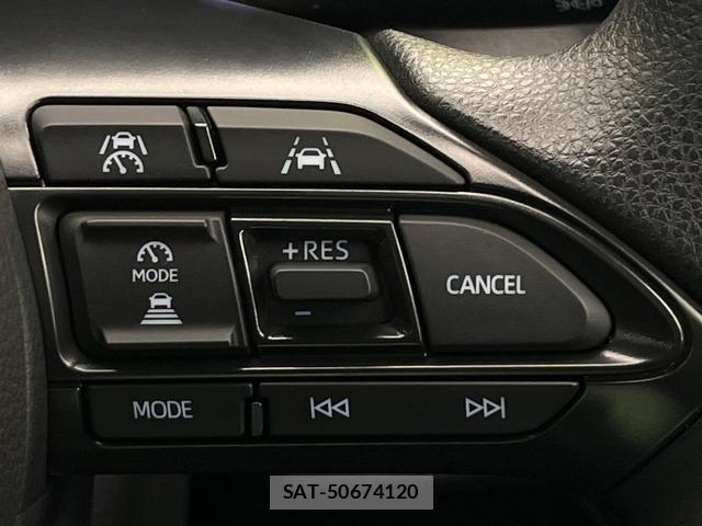Toyota YARIS 2024-03 8875633-4