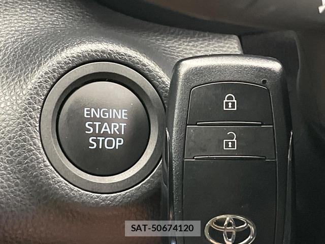 Toyota YARIS 2024-03 8875633-6