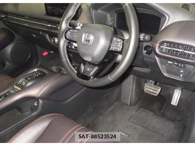 Honda ZR-V 2023-07 8875277-2