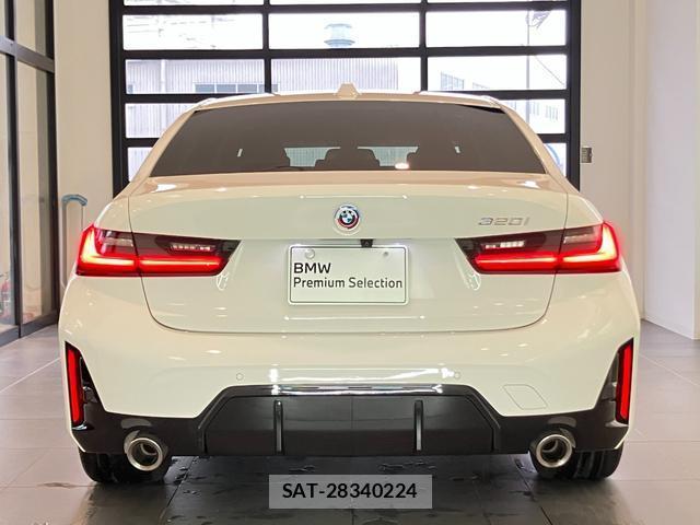 Bmw 3 SERIES 2023-02 8877342-7