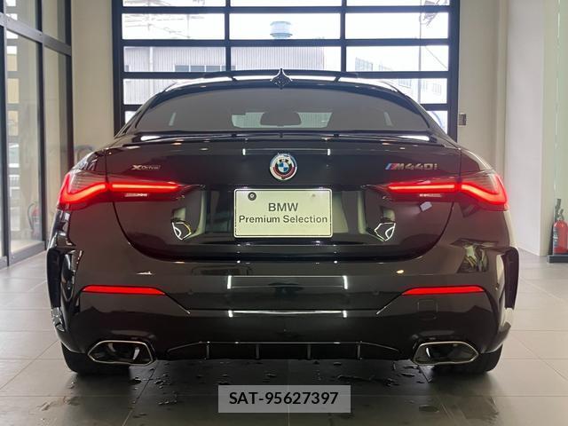 Bmw 4 SERIES 2022-09 8877341-7