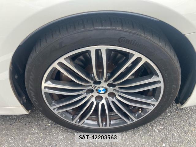 Bmw 5 SERIES 2018-02 8877579-12
