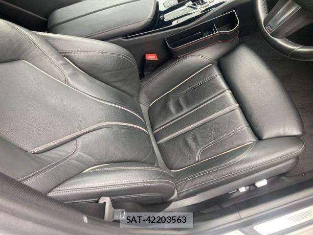 Bmw 5 SERIES 2018-02 8877579-7