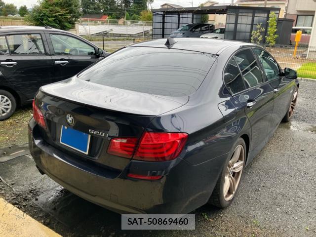 Bmw 5 SERIES 2012-03 8877902-12