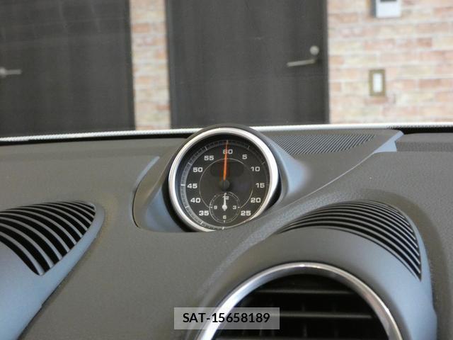Porsche 718 Boxster 2017-03 8878013-16