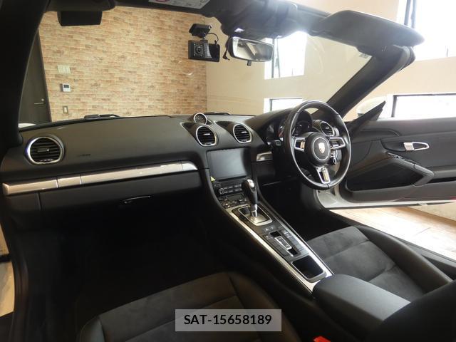 Porsche 718 Boxster 2017-03 8878013-9
