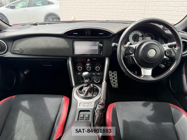 Toyota 86 2021-03 8877344-1