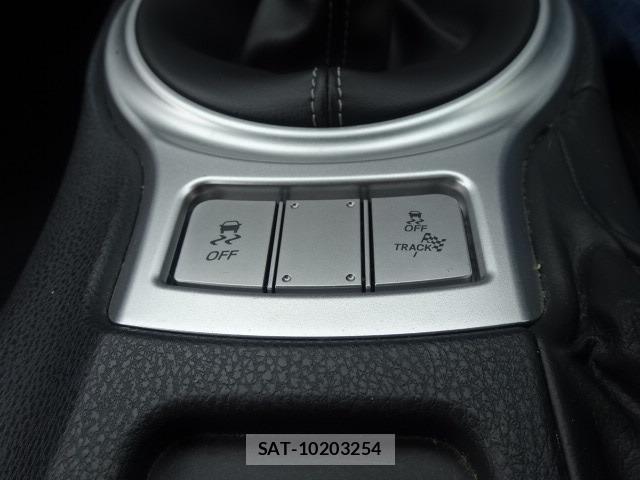 Toyota 86 2020-01 8875867-13