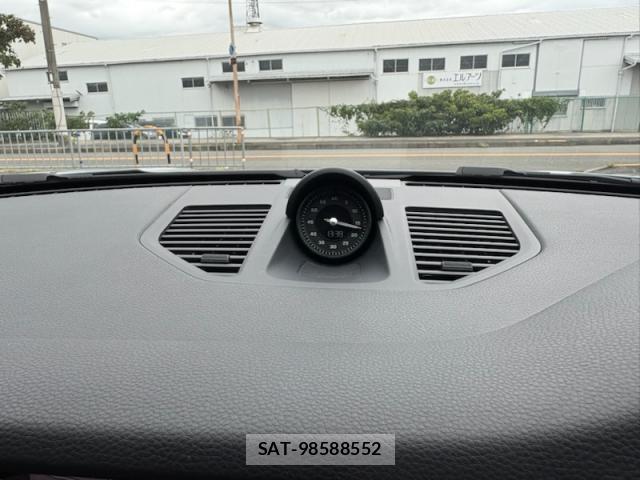 Porsche 911 2024-06 8876726-4