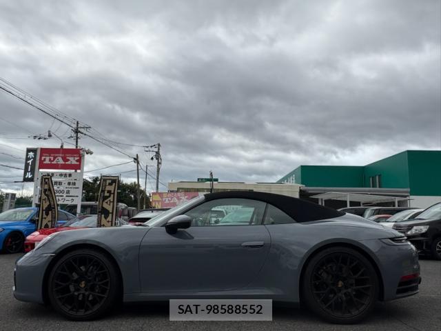 Porsche 911 2024-06 8876726-7