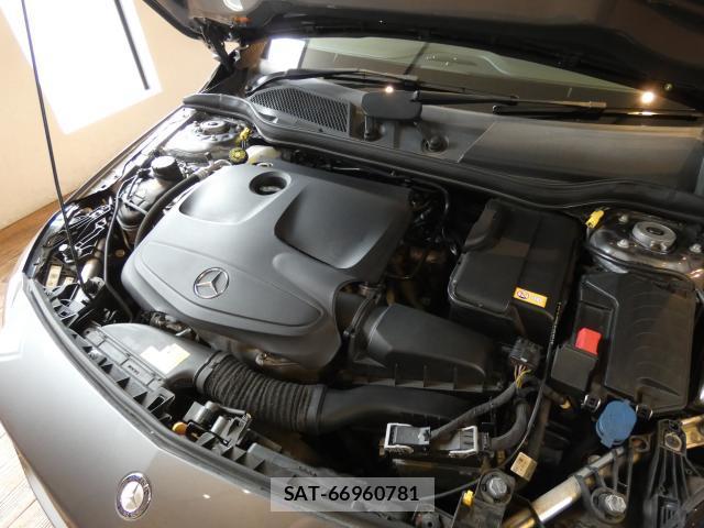 Mercedes Benz A-CLASS 2016-12 8878010-19