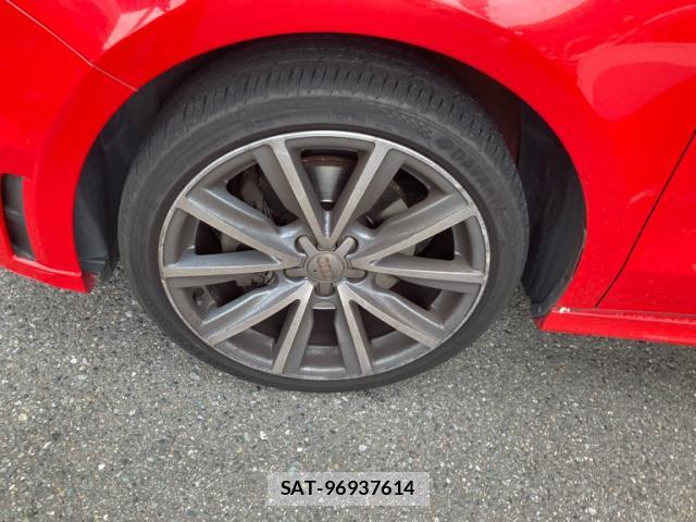 Audi A1 2013-12 8876717-12