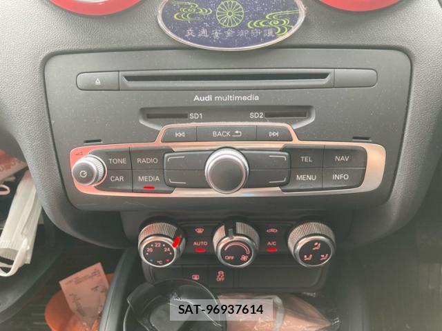 Audi A1 2013-12 8876717-16