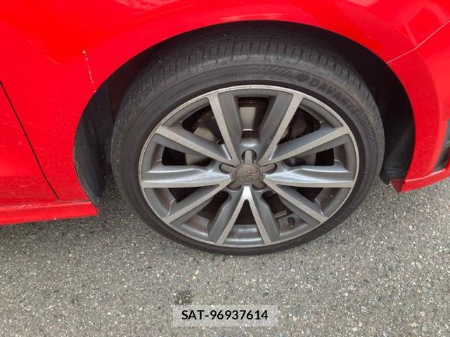 Audi A1 2013-12 8876717-4