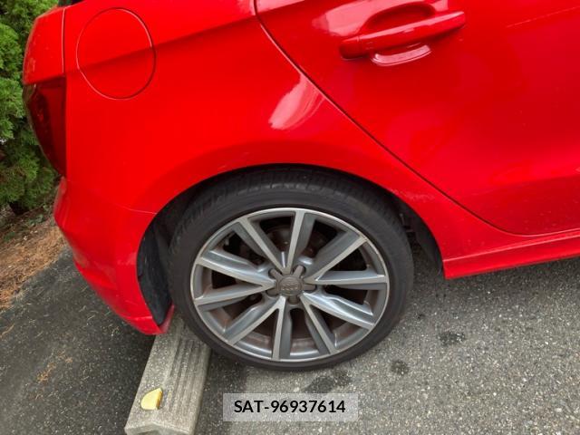 Audi A1 2013-12 8876717-5