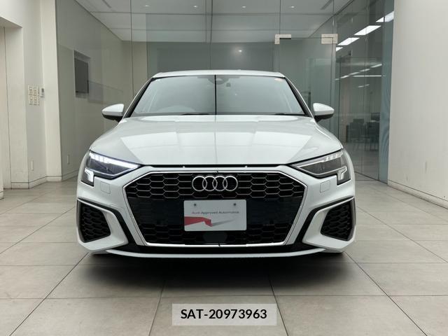 Audi A3 2021-06 8877547-13