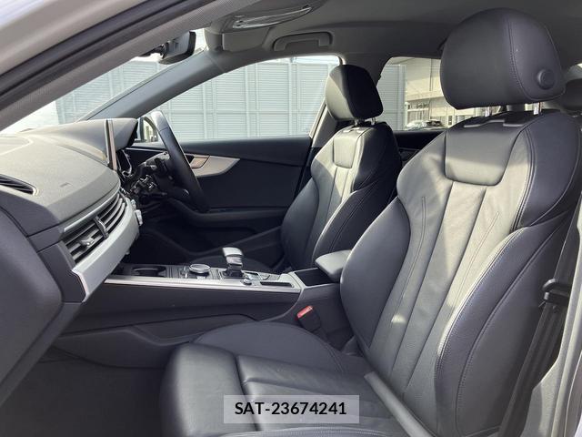 Audi A4 2019-12 8877648-13