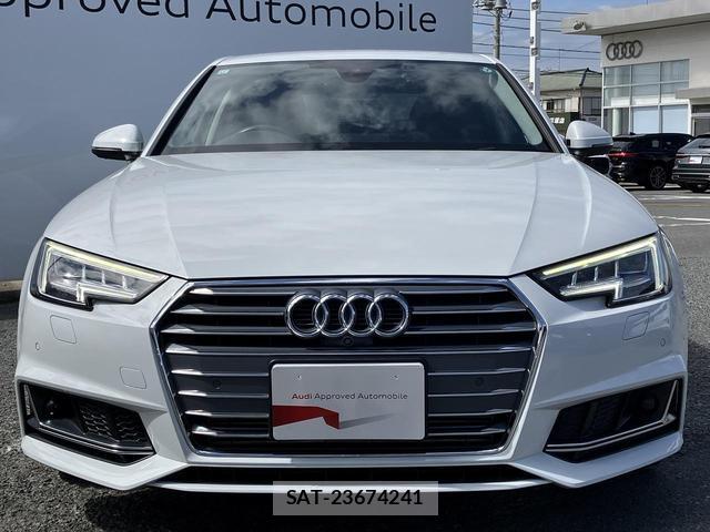 Audi A4 2019-12 8877648-17