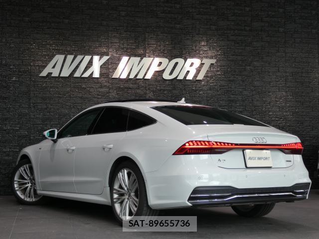 Audi A7 2018-12 8877510-1