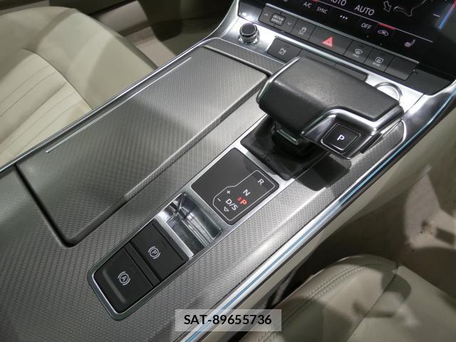 Audi A7 2018-12 8877510-12