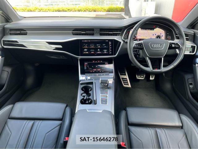 Audi A7 2022-08 8877555-10