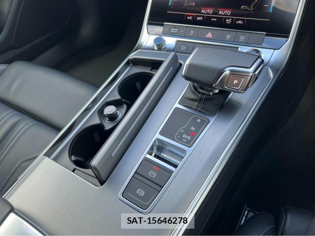 Audi A7 2022-08 8877555-12