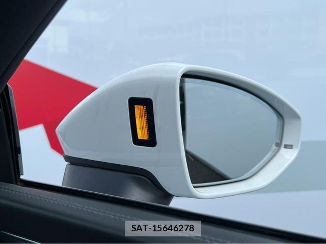 Audi A7 2022-08 8877555-14