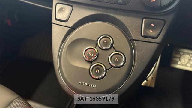 Abarth 595 2016-04 8877119-13