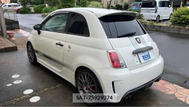 Abarth 595 2016-03 8877122-13