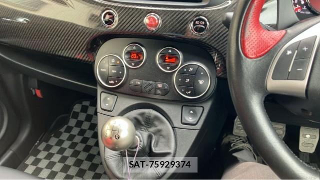 Abarth 595 2016-03 8877122-14