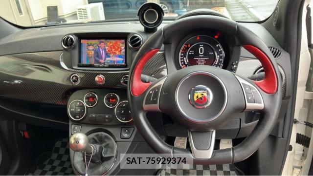 Abarth 595 2016-03 8877122-16