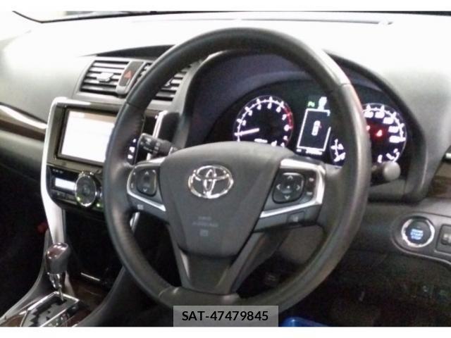 Toyota ALLION 2019-10 8877676-2
