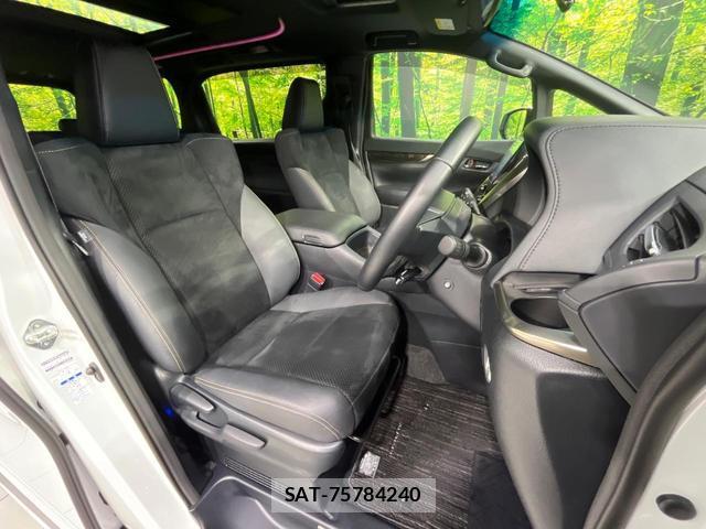 Toyota ALPHARD HYBRID 2022-09 8877386-8