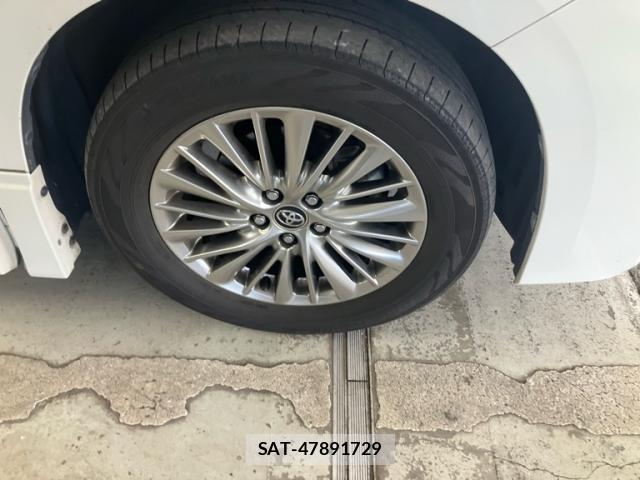 Toyota ALPHARD HYBRID 2018-07 8877444-6