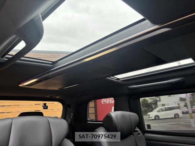Toyota ALPHARD HYBRID 2023-10 8877823-6