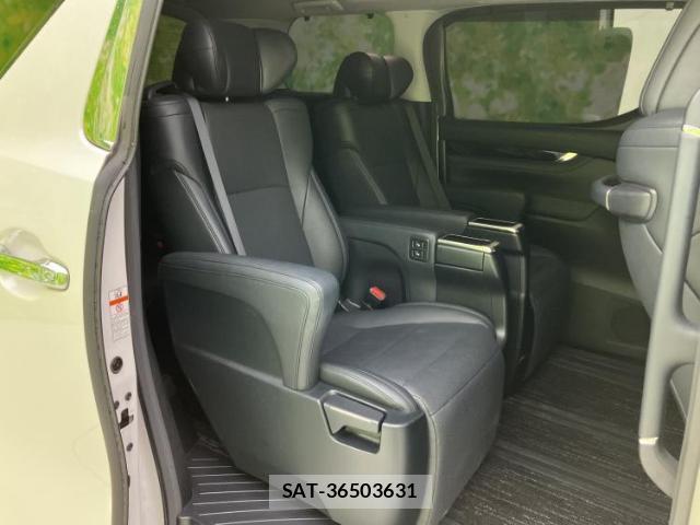 Toyota ALPHARD 2019-02 8876152-4