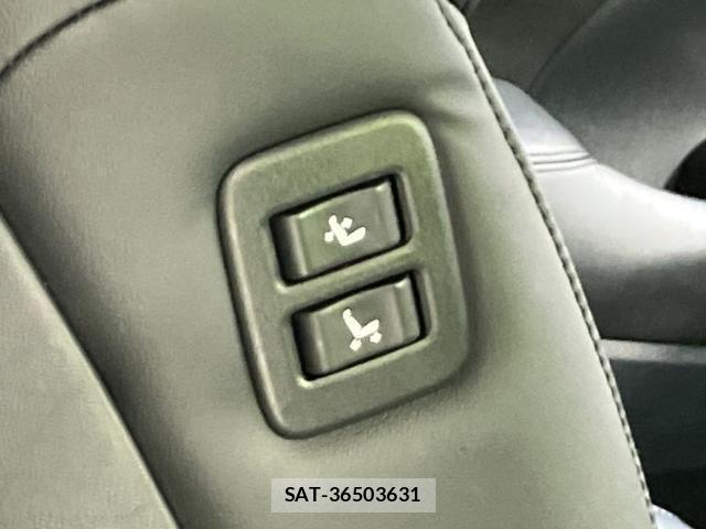 Toyota ALPHARD 2019-02 8876152-6