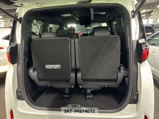 Toyota ALPHARD 2024-12 8876206-11