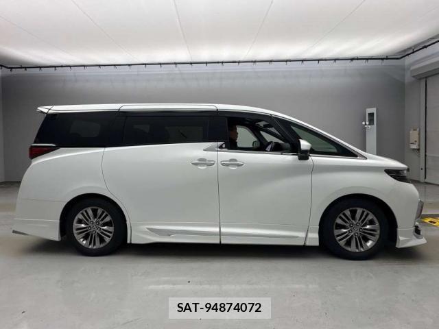 Toyota ALPHARD 2024-12 8876206-3