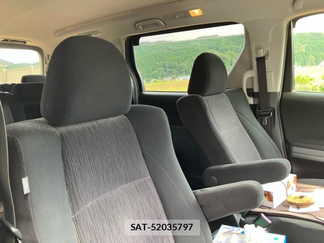 Toyota ALPHARD 2012-03 8876352-8