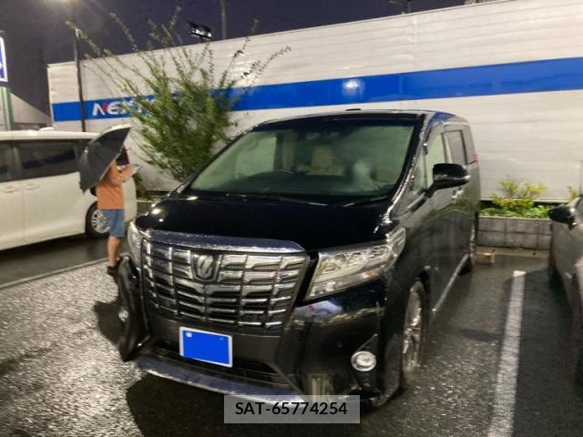 Toyota ALPHARD 2015-10 8876364-1