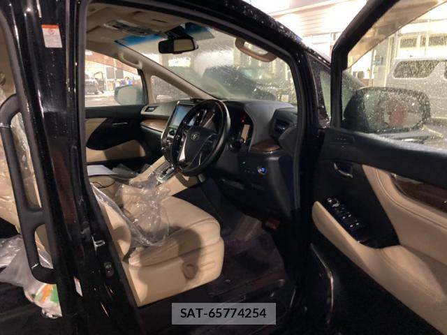 Toyota ALPHARD 2015-10 8876364-6
