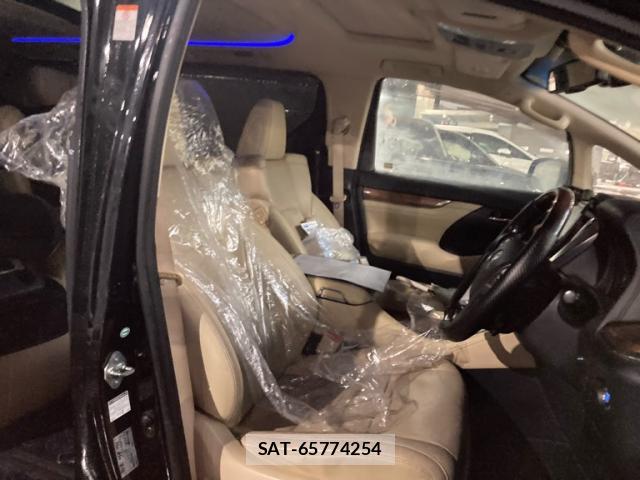 Toyota ALPHARD 2015-10 8876364-7