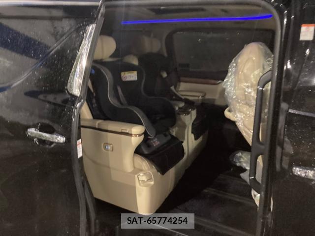Toyota ALPHARD 2015-10 8876364-8