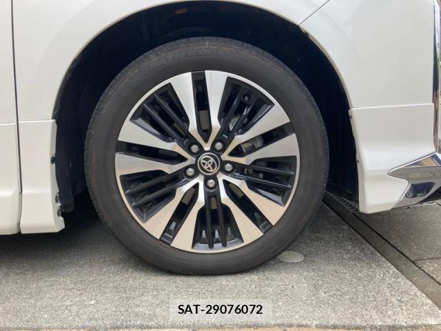 Toyota ALPHARD 2022-04 8876456-13